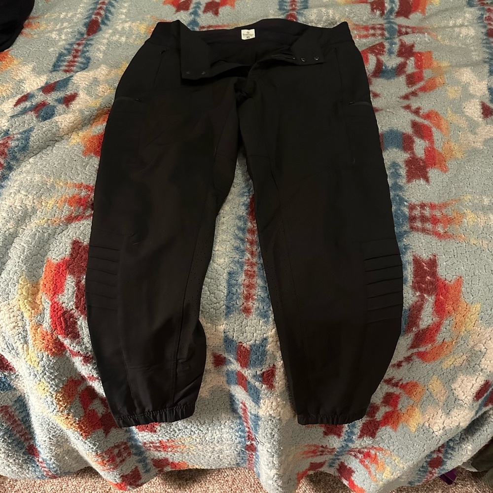 Shredly women’s bike pants